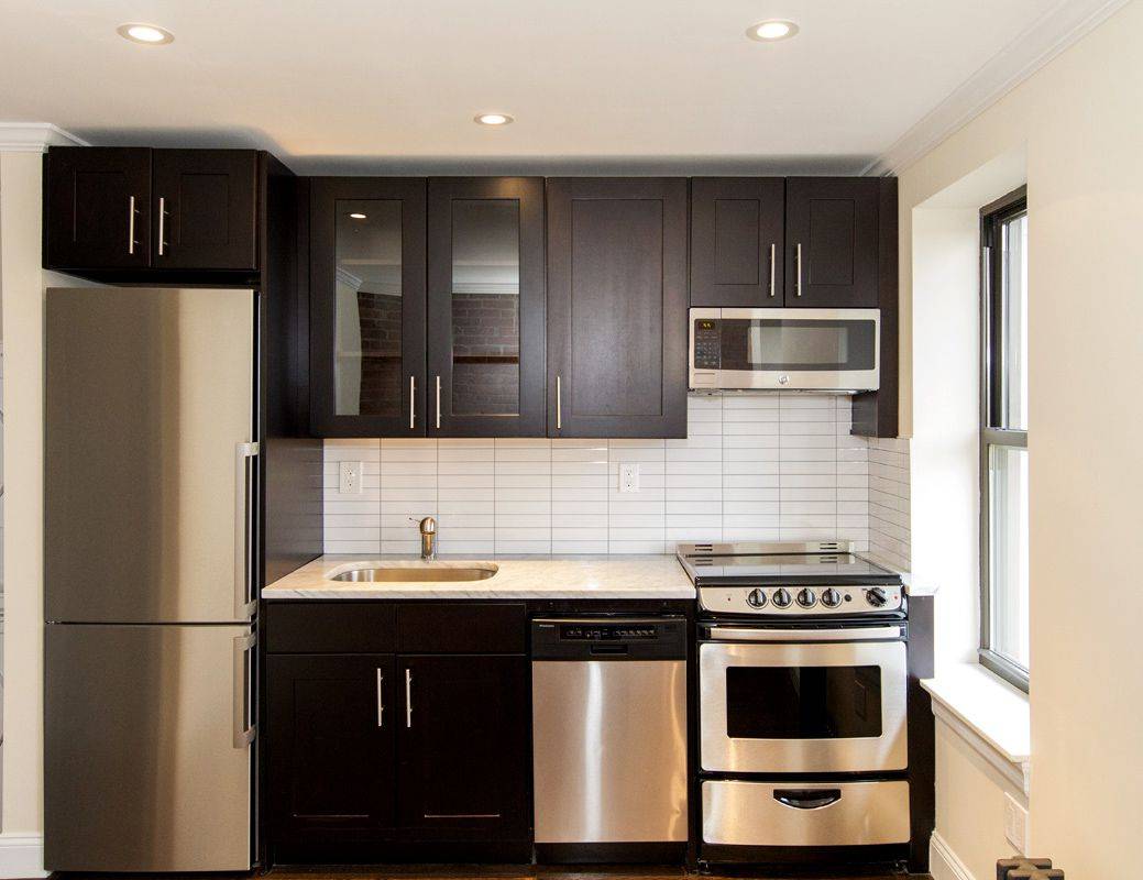 Great Deal! 1BR, New Kitchen Appliance, Apartment in Heart of East Village!