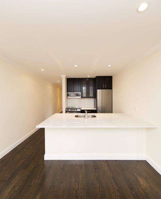 PRIME EAST VILLAGE,ASTOR PLACE,UNION SQUARE, Gut Renovated 3 Bedroom with Washer & Dryer in Unit in an Elevator Building!