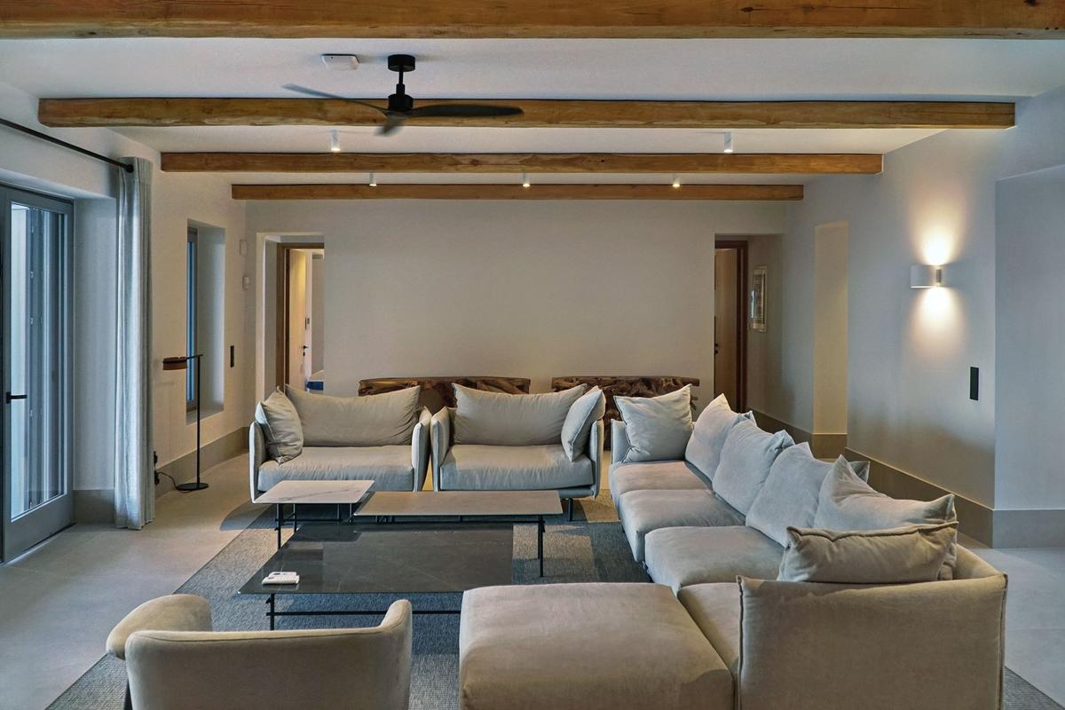 Panorama Estate Paros to rent in Paros - Living Room