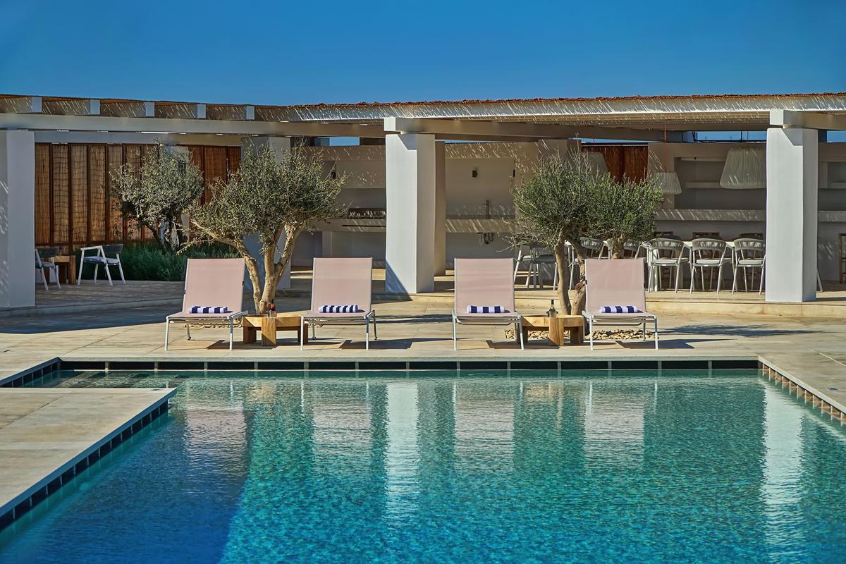Panorama Estate Paros to rent in Paros - Outdoor & Swimming Pool