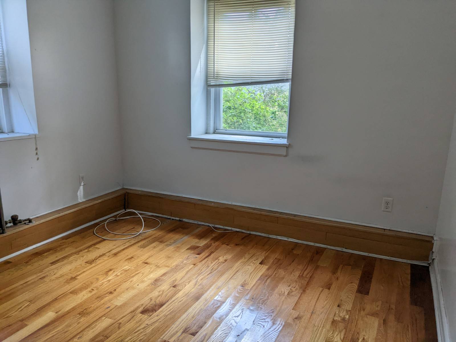 3 Bed 2 bath unit in Teaneck