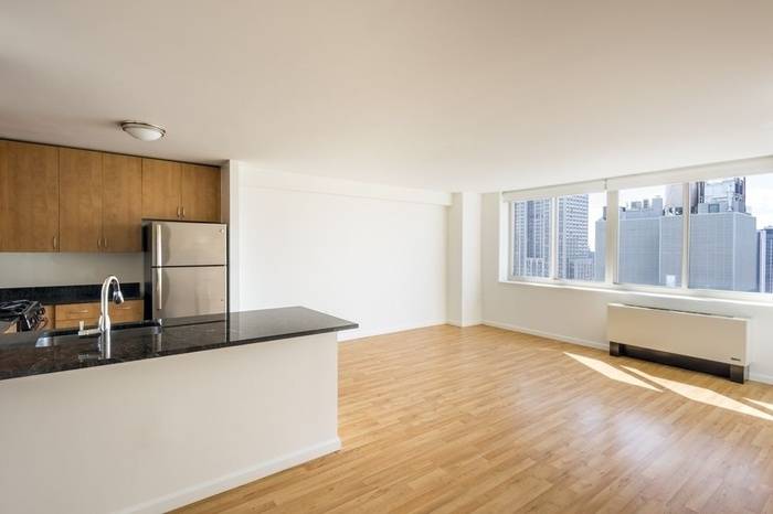 Beautiful 1 Bedroom**Floor to Ceiling Windows**Manhattan Views**Midtown South