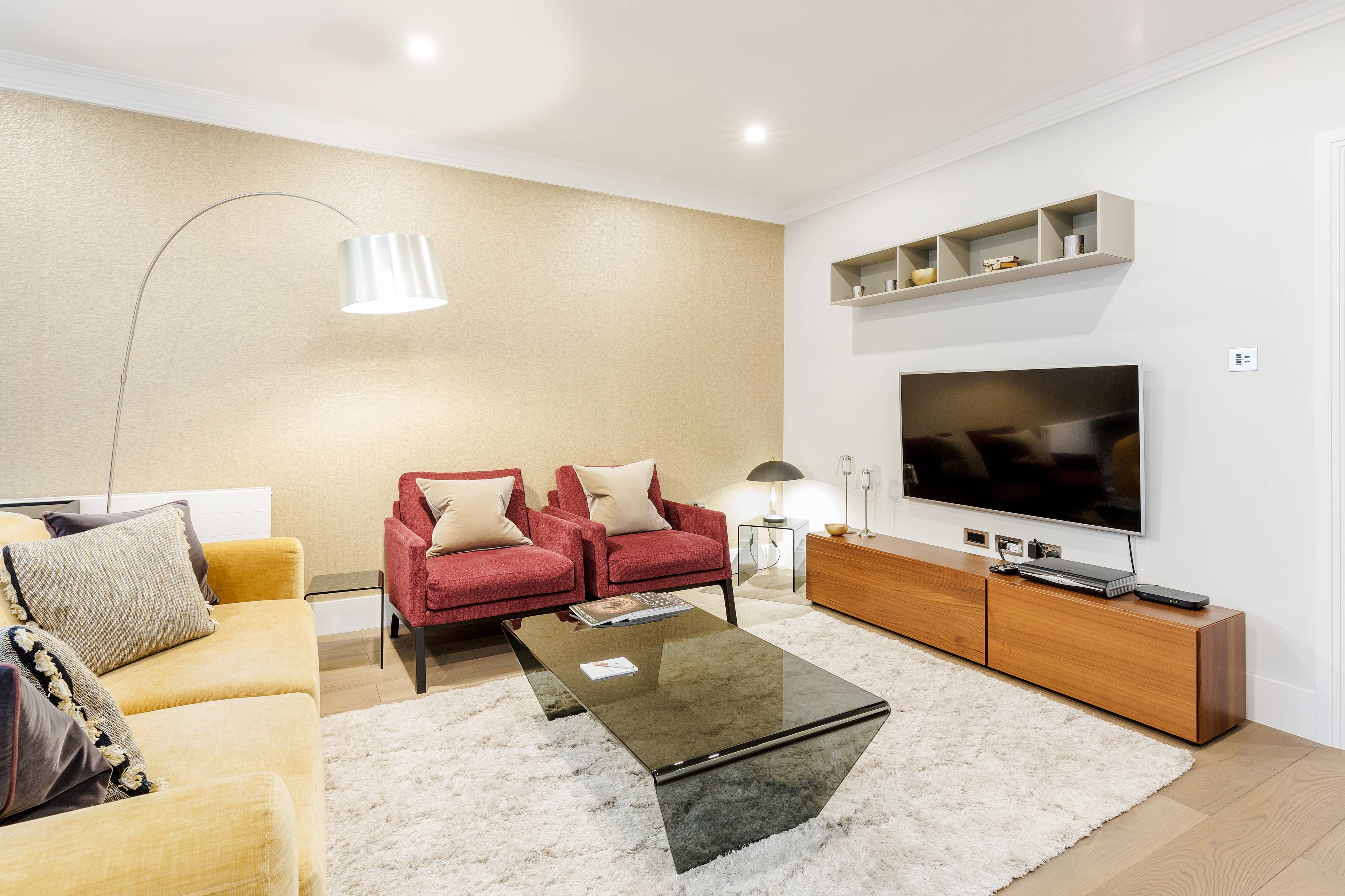 A modern 1 bedroom apartment tucked away on a quiet street in Mayfair. Situated on the first floor, the apartment has been newly refurbished and furnished to the highest of standards.