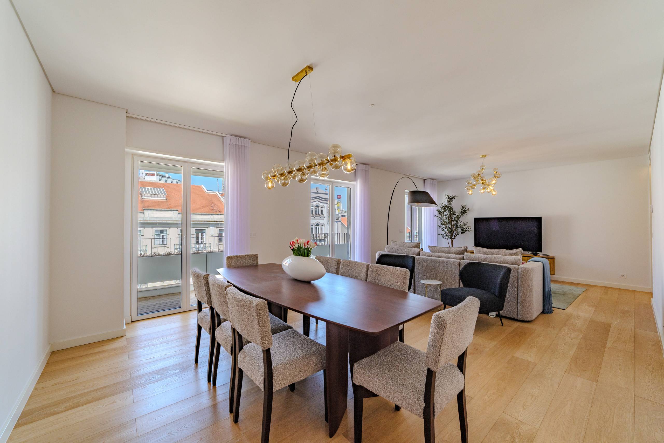 3 bedroom apartment, furnished and equipped in Marquês de Pombal, Lisbon