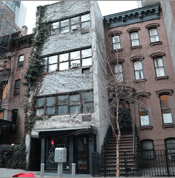 Midtown East/Turtle Bay: Building For Sale - Delivered Vacant with Built Out Restaurant on Ground Floor
