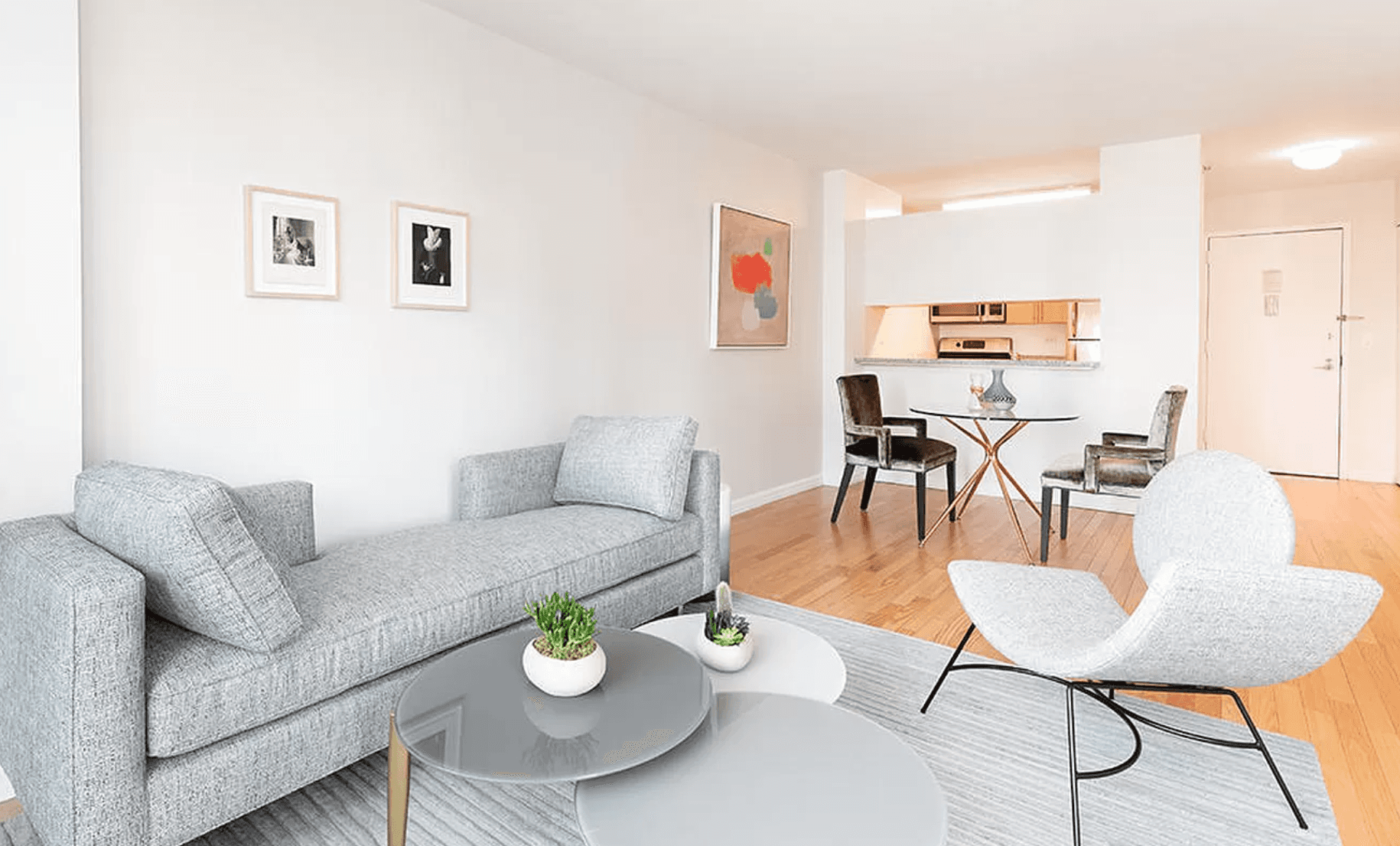 Fidi Corner Unit 1Br with tons of natural light