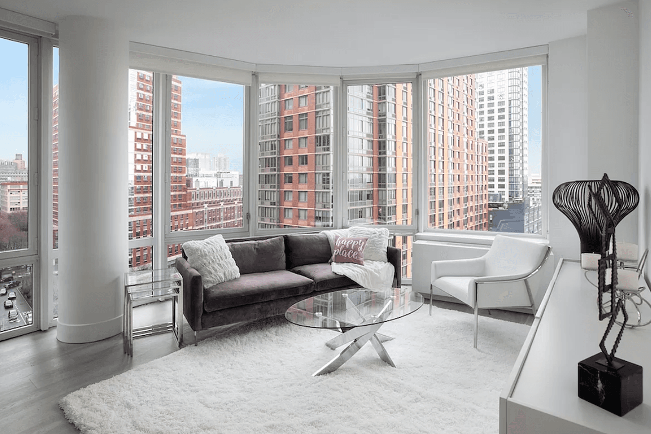 IMMACULATE 1BR/1BA IN LUXURY HIGH-RISE DOWNTOWN BROOKLYN BUILDING, WITH  EXQUISITE VIEWS