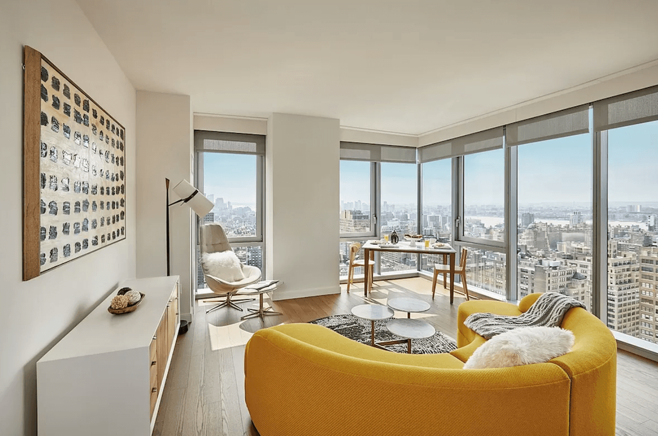 WELCOME TO THIS STYLISH 2BR/2BA IN LUXURY CHELSEA BUILDING, WITH  STUNNING CITY VIEWS