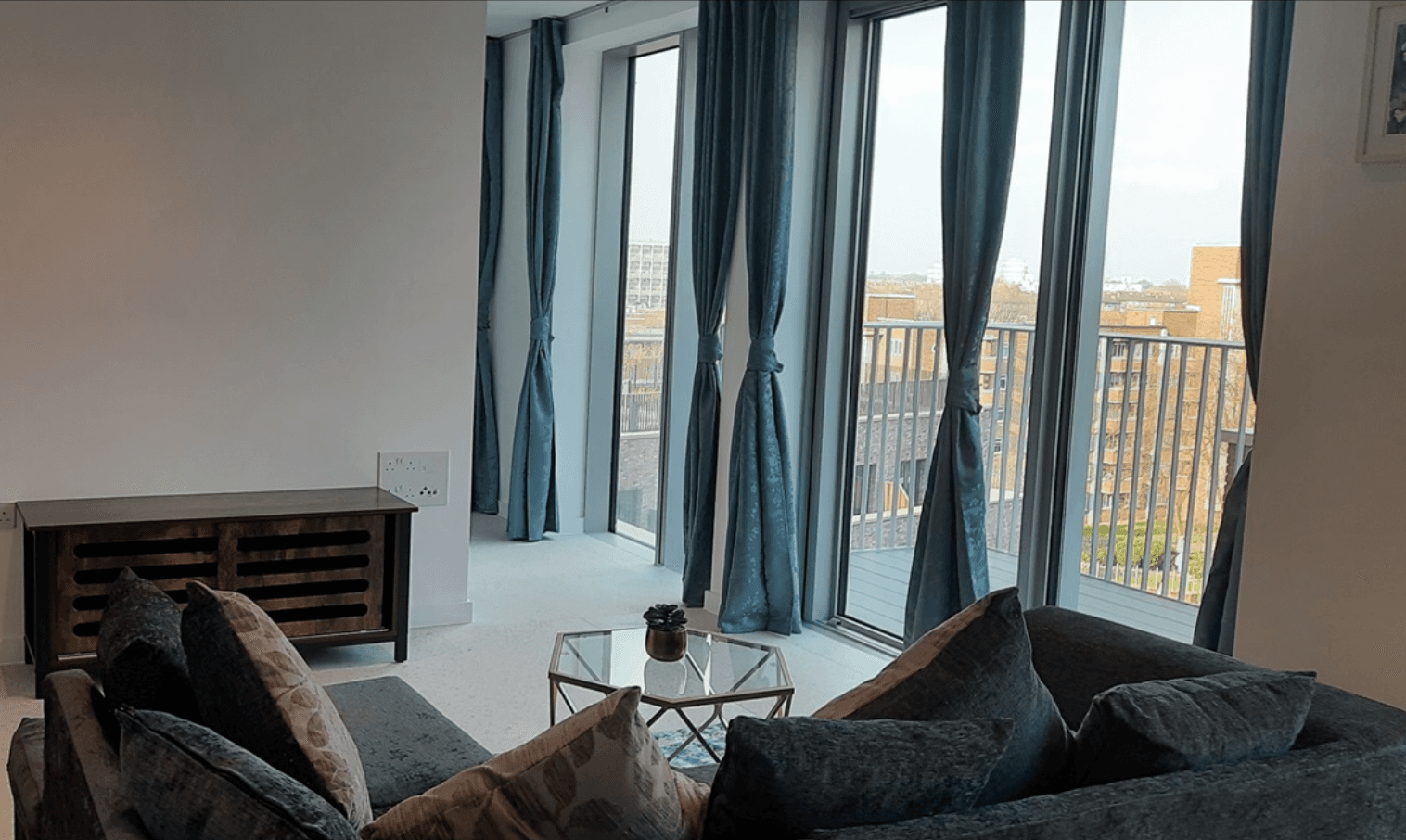 This apartment boasts open plan living / dining area, large balcony, double bedroom with large fitted wardrobes, luxury bathroom, fully fitted kitchen, tiled flooring and excellent storage space.