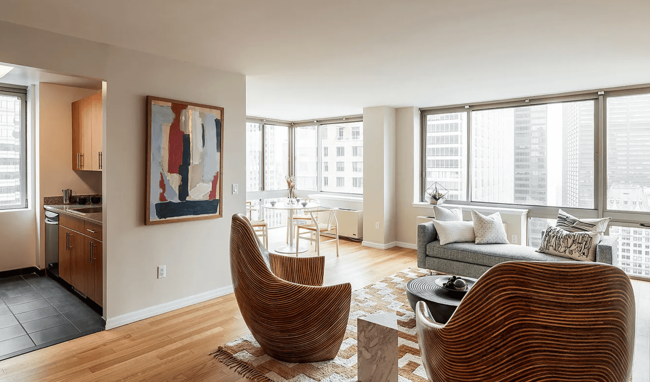 Luxury full service rental building 3Bed/2Bath in the heart of Financial District