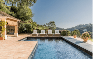 MEDITERRANEAN STYLE FAMILY RESIDENCE IN EXCLUSIVE EL MADROÑAL