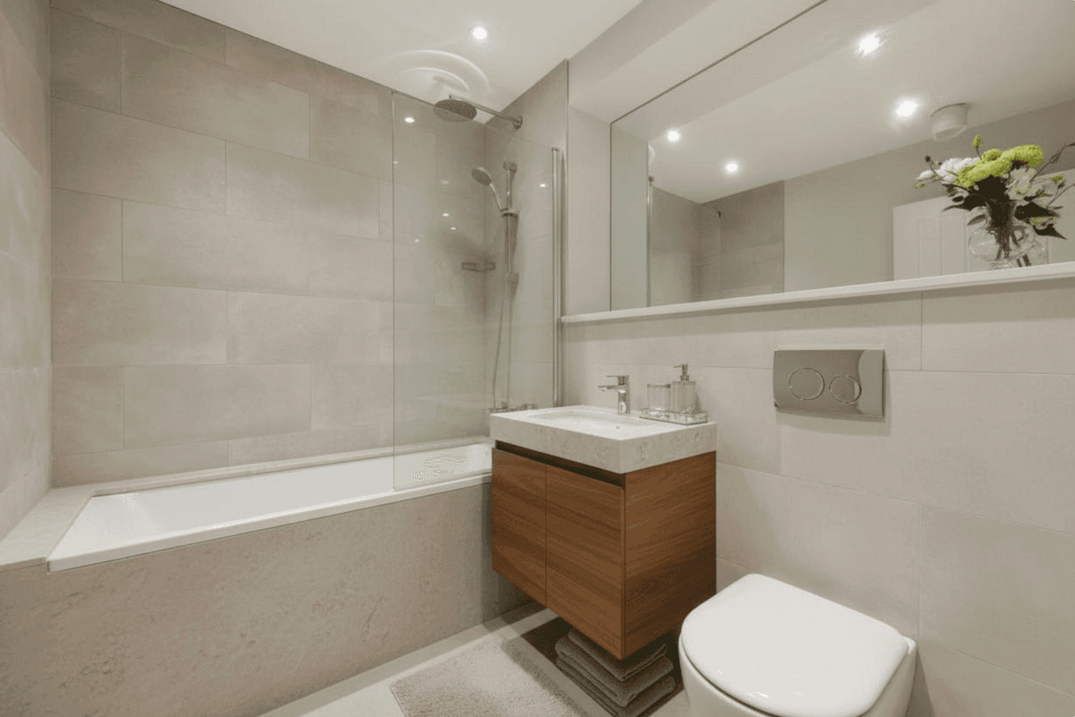 Branson House, Hounslow - Bathroom