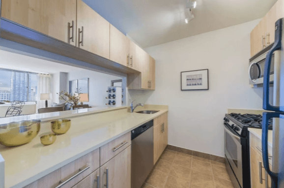 Gorgeous One Bedroom in Hells Kitchen