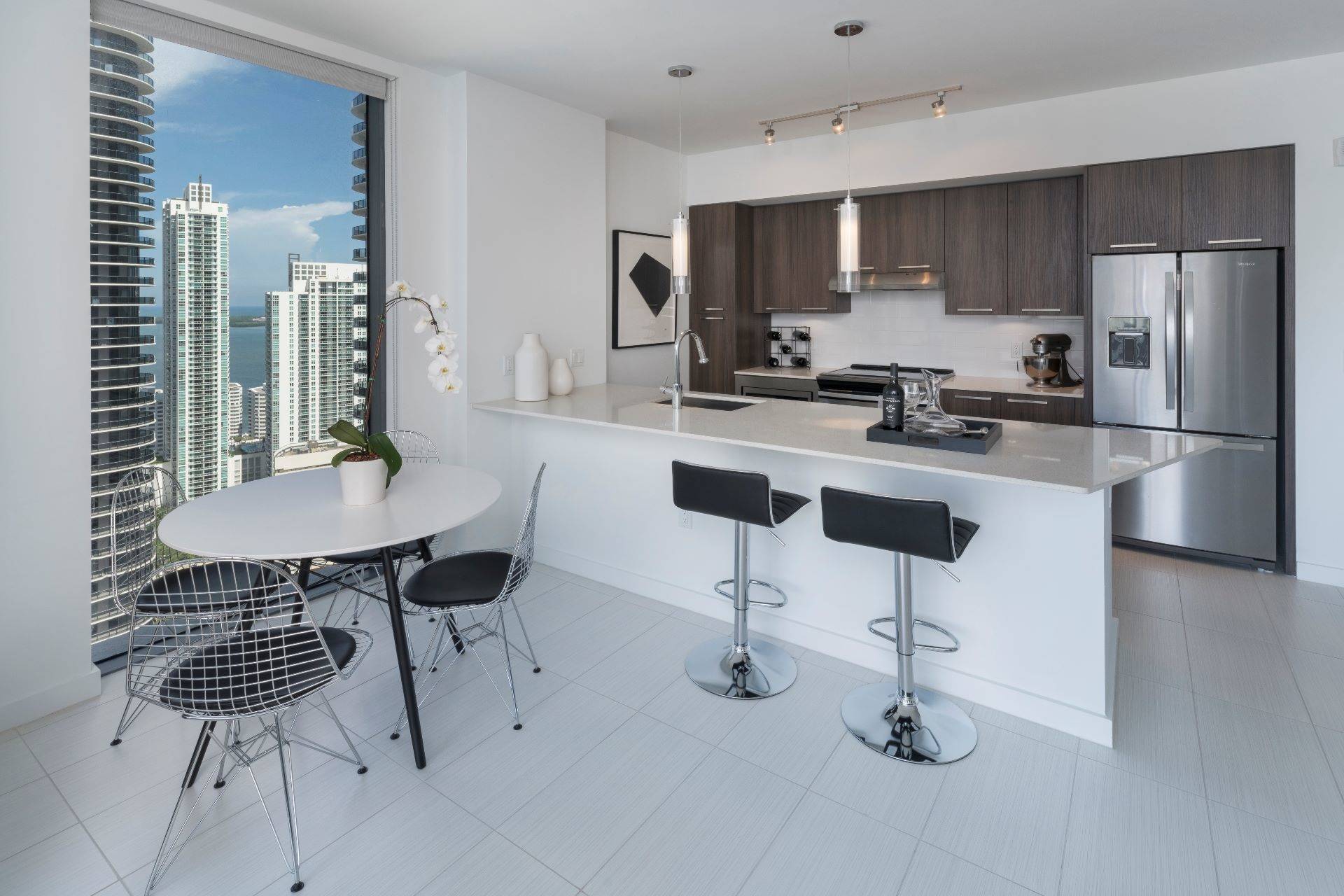 2 MONTHS FREE| Amazing Brickell| Full Package 2br/2ba| 993 SF
