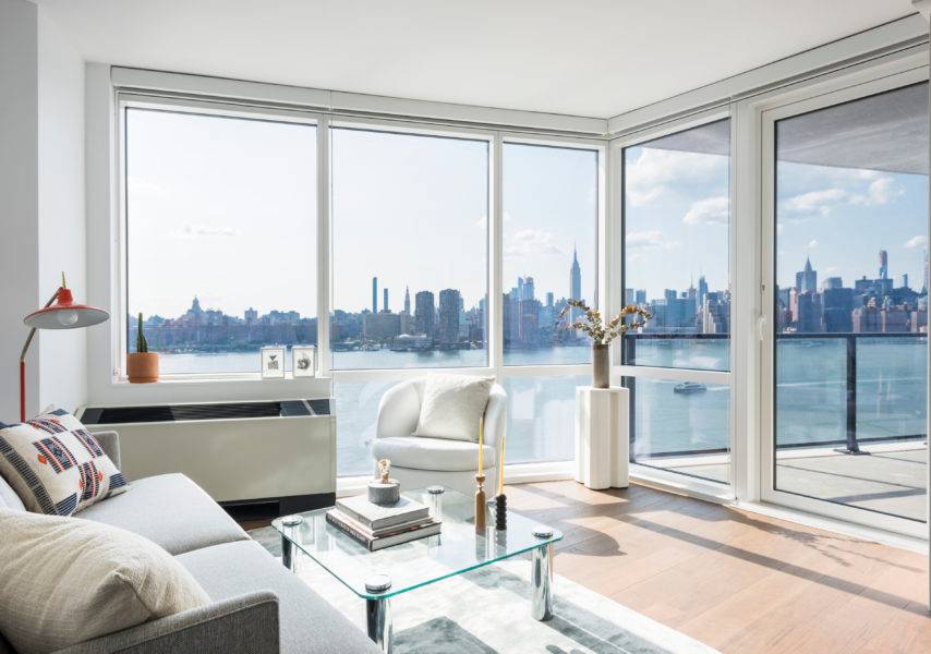 Light, Bright and Airy Modern 2 Bedroom in Greenpoint