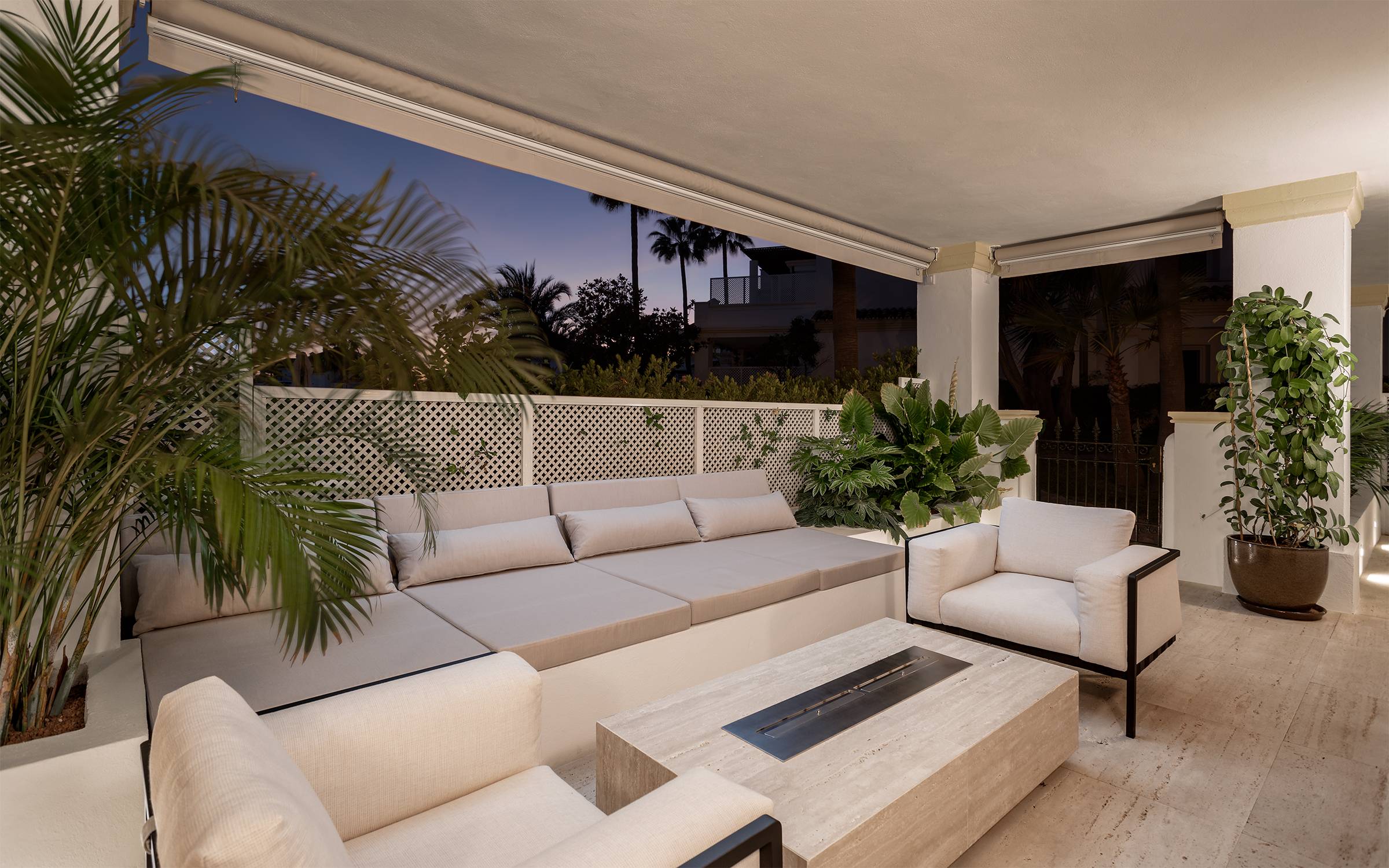 Luxury 4 Bedroom Apartment on Marbella's Golden Mile