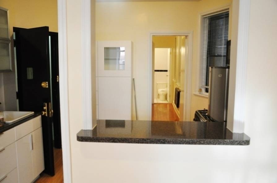 NO FEE! 1 Bedroom Apartment Steps to Q train for Rent!