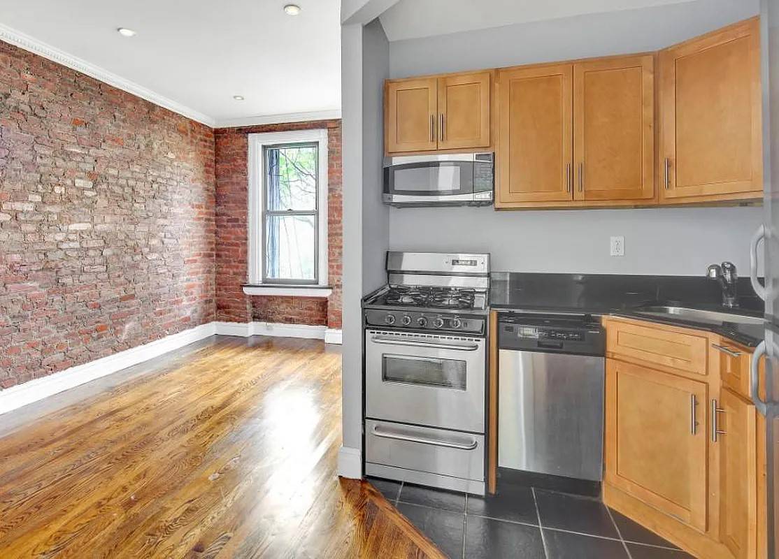 Beautiful newly renovated East Village 1 bedroom apartment