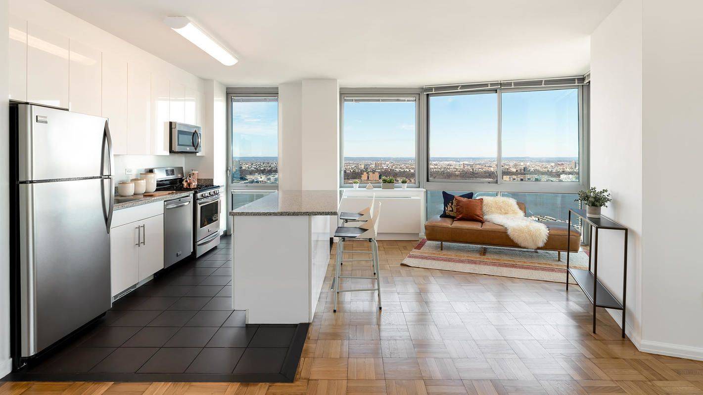 2.5 Months Free in Magnificent Hudson Yards 1 Bedroom with Private Balcony - No Fee