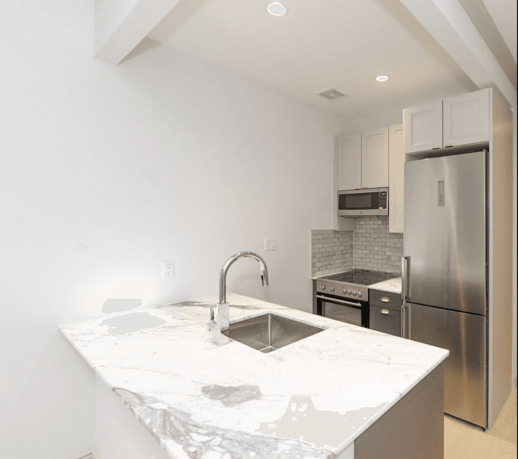 No fee + 1 month free rent apartment in East Village