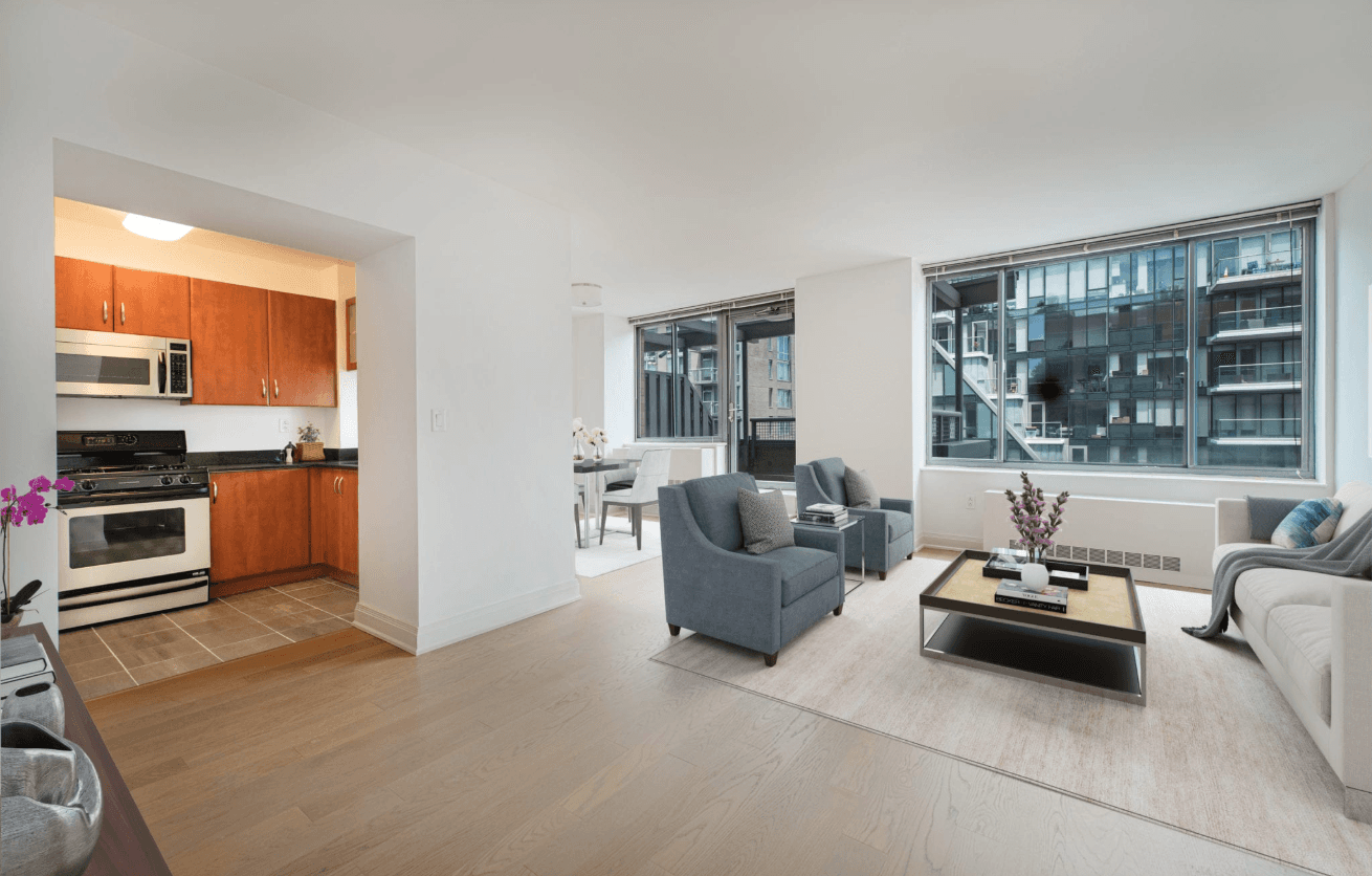 2 Bed  2 Bath with North Facing Views and W/D in Murray Hill
