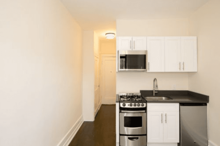 No fee + 1 month free rent apartment in Greenwich Village