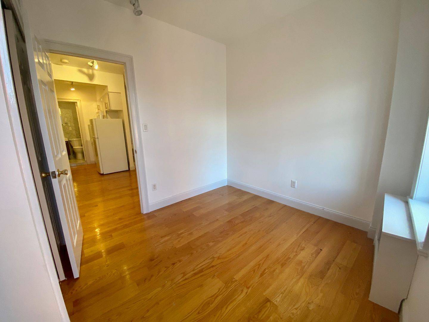 3 months free + no fee NoLIta location NYC  dining, nightlife. Incredibly convenient for transit – less than a minute to the subway! Conveniently located near the 6, N, R, B, D, F, M subway lines. Easy commute