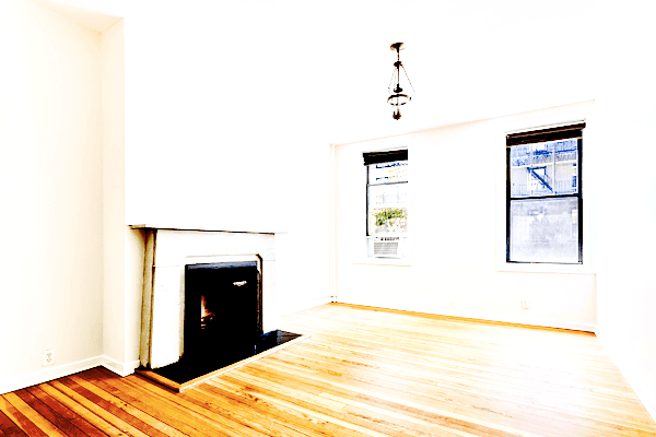 Charming 1 BR in a Murray Hill Townhouse ~ Deco Fireplace!