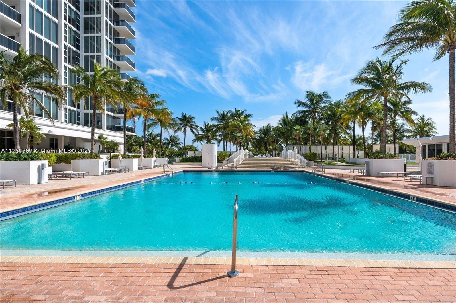 ** Prime Miami South Beach Studio** Super Luxury Complex Pool Gym & Spa **Balcony  W/D In unit **Open