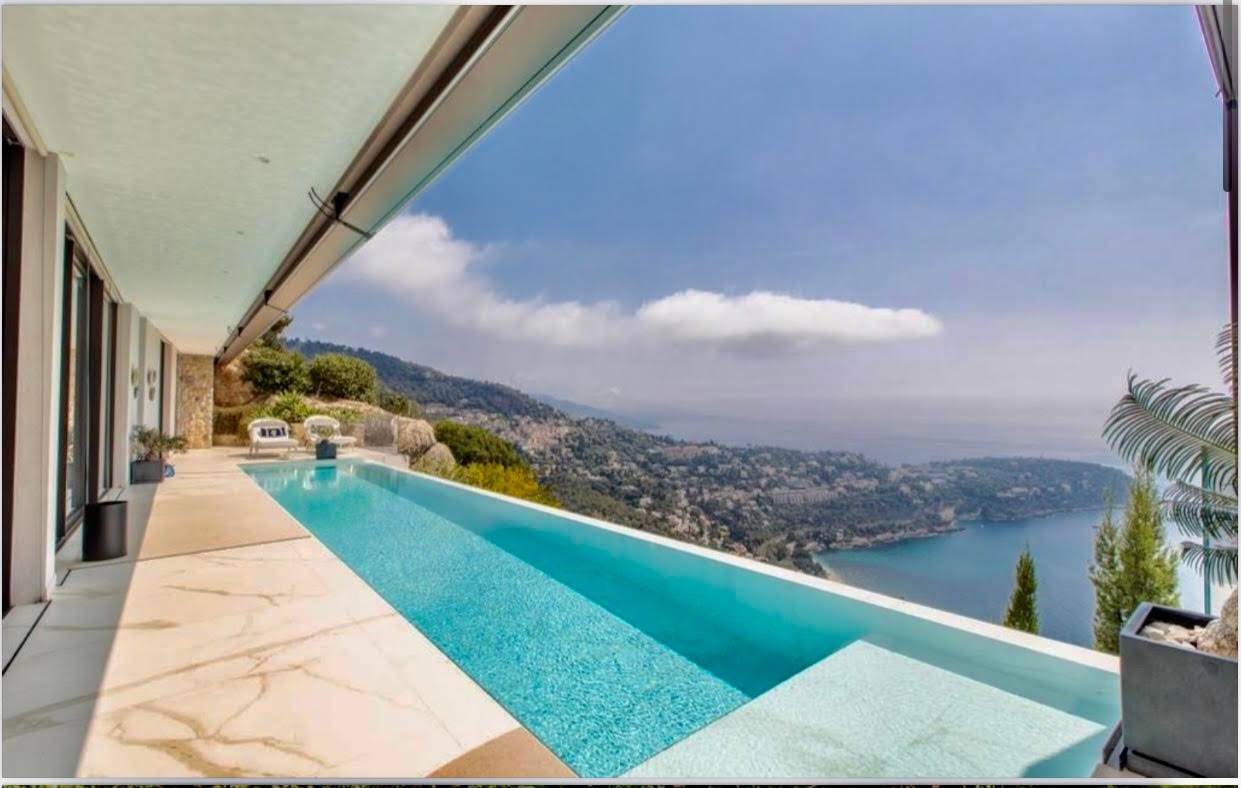 Enjoy an exceptional quality of life..Luxury Villa offering wonderful    Panoramic views of Monte Carlo.