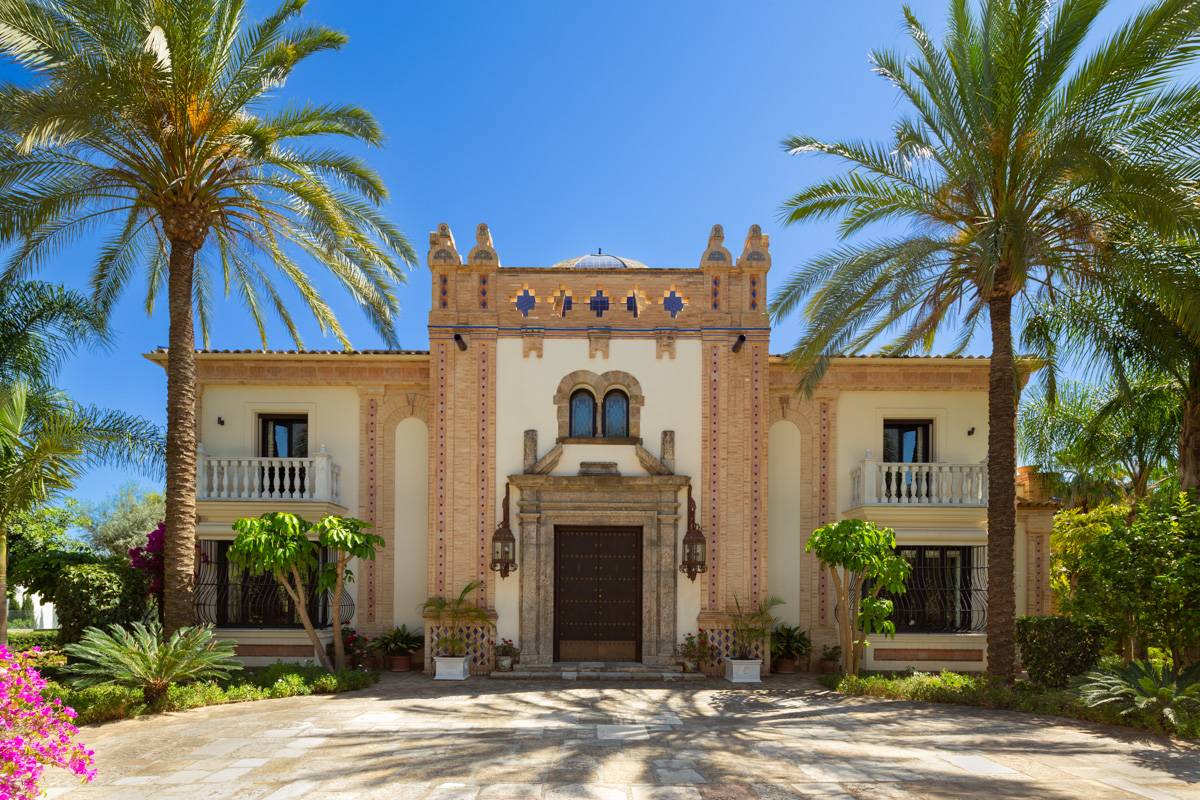 A Magnificent Mansion located in a small and prestigious gated community consisting of only 7 villas