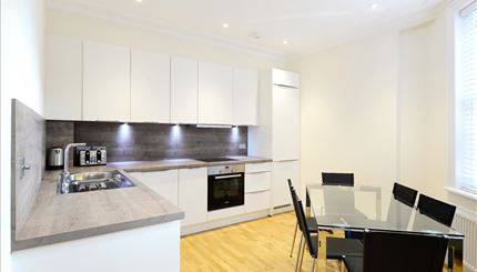 An Ample 3 Bedroom apartment situated on the third floor of a Stunning Victorian Mansion Block