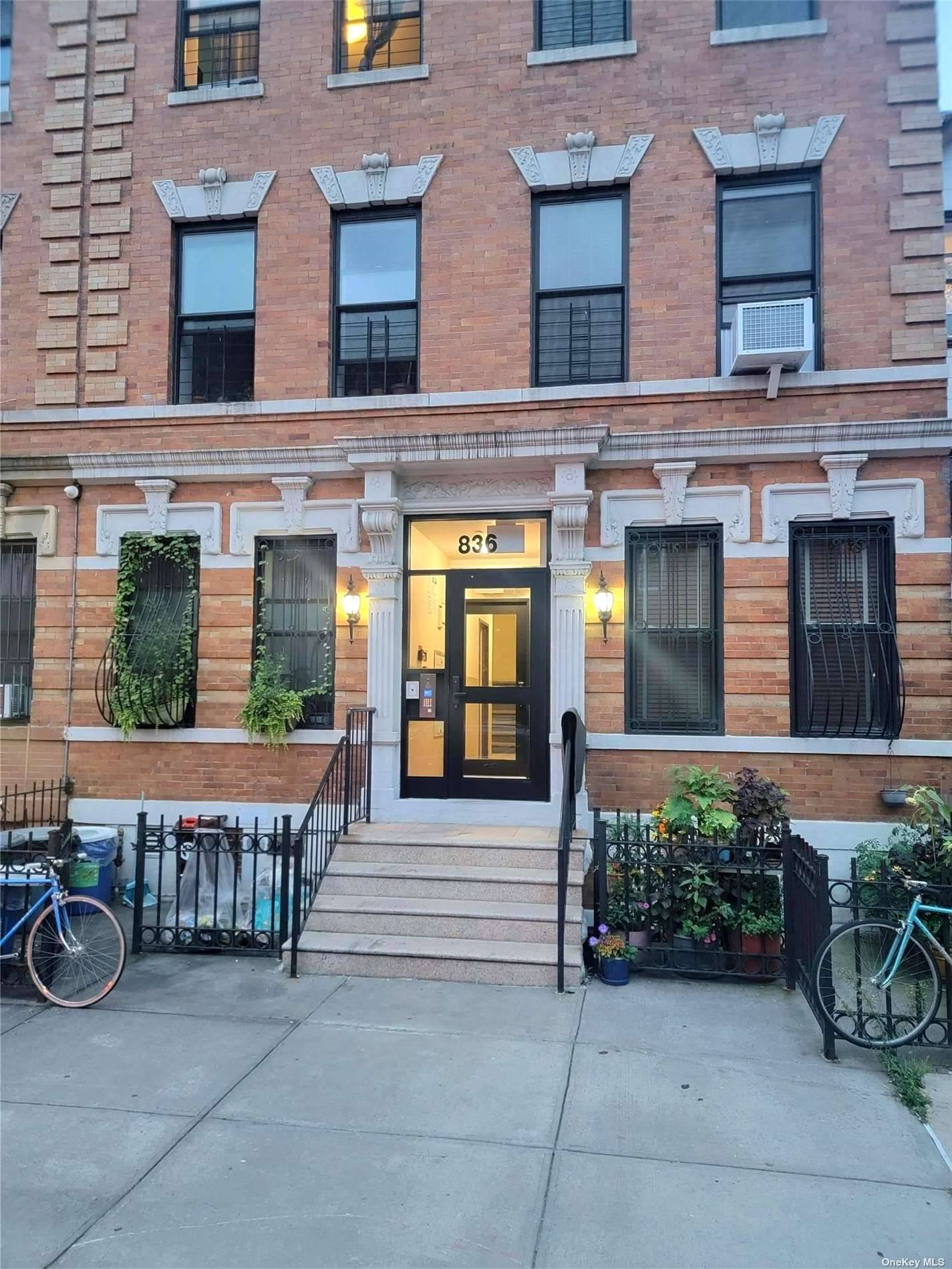Welcome to 836 Jefferson Ave, your gateway to a charming 2 bedroom, 1 bathroom condo nestled in the heart of the thriving Bedstuy neighborhood in Brooklyn.