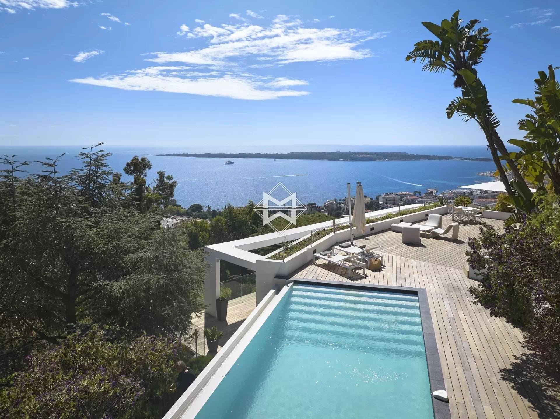 CANNES CALIFORNIE - Magnificent Villa with panoramic sea view