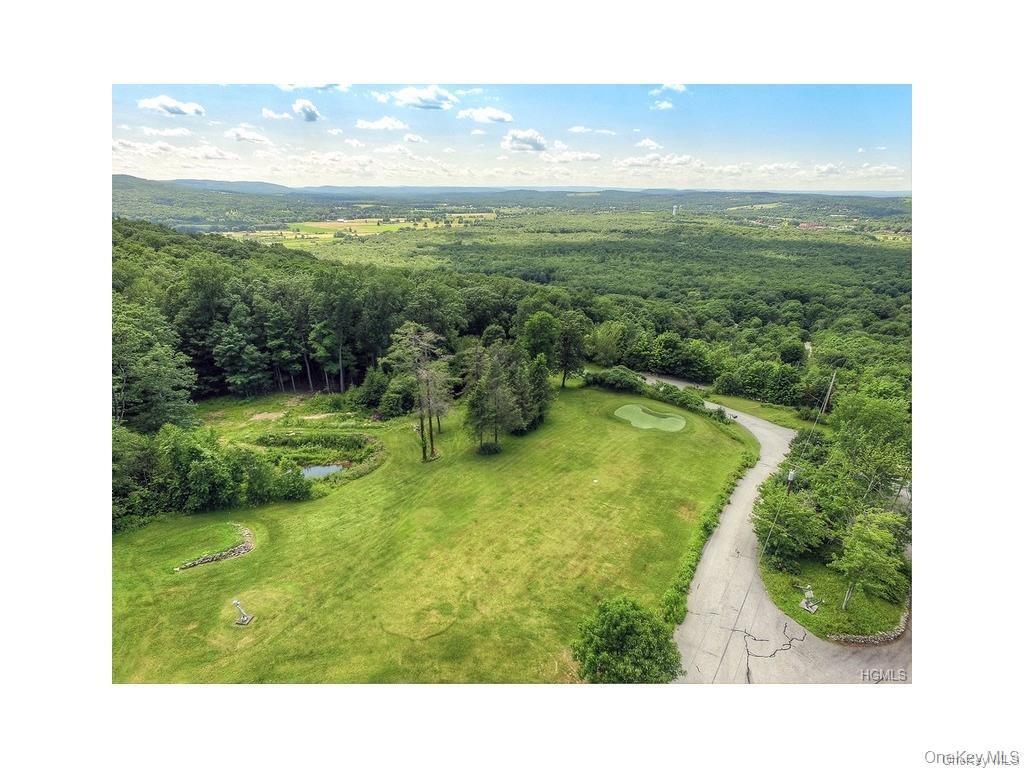 Extraordinary panoramic views of the Warwick Valley and beyond!