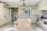 Kitchen (3 of 6)