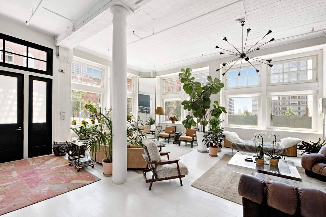 Live the downtown dream on an idyllic cobblestone block in the heart of Tribeca, in a boutique prewar cooperative blending historic charm with modern luxury.