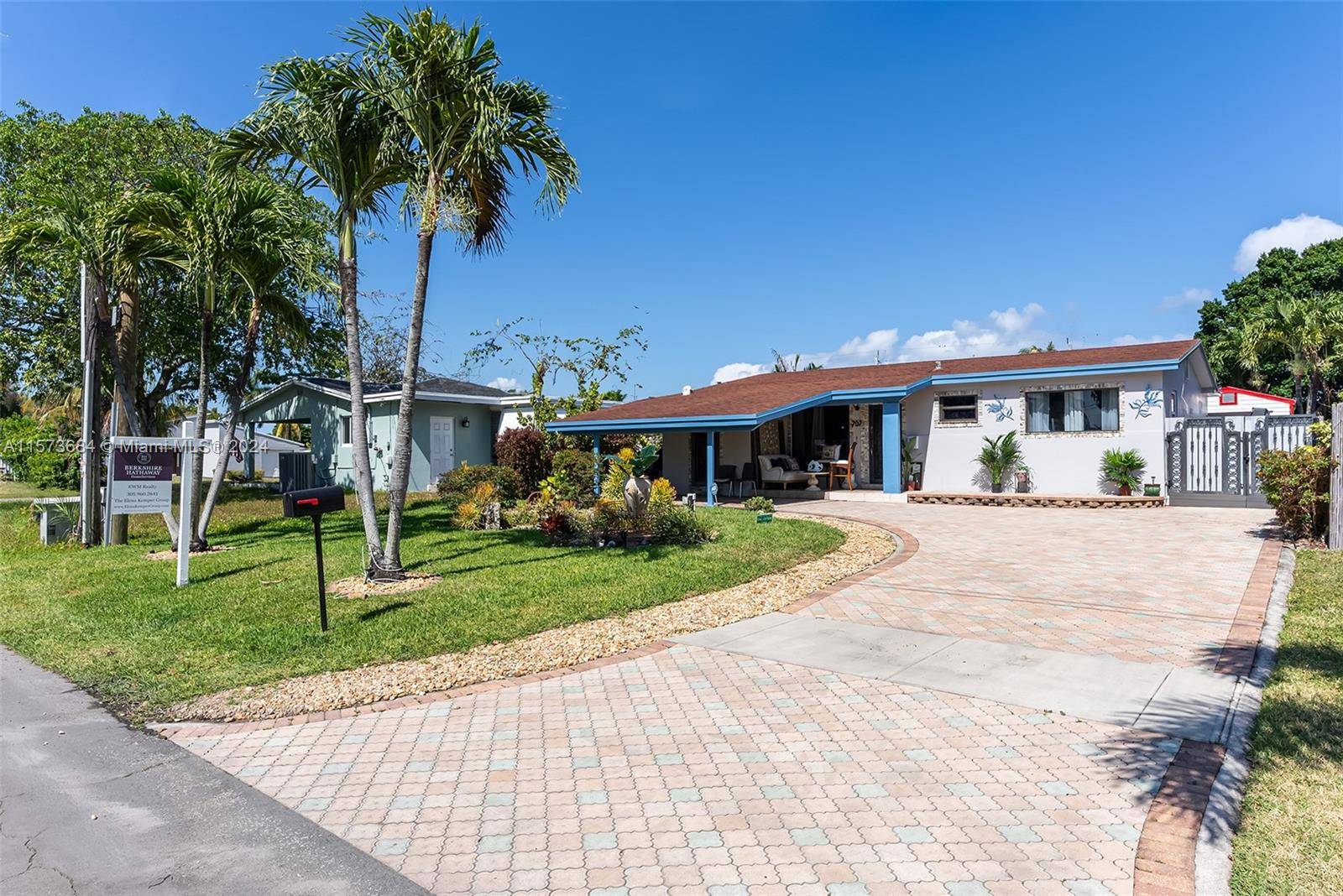 Amazing opportunity to purchase this income producing vacation property in heart of Hallandale, just minutes away from the beach and close to Ft.