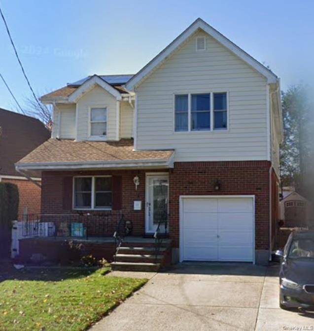 Beautiful and spacious 4 bedroom, 3.