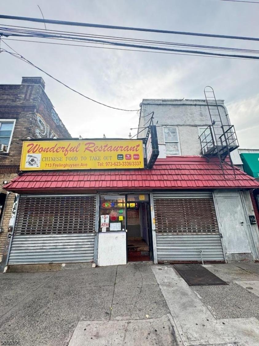 Commercial rest & Apt
