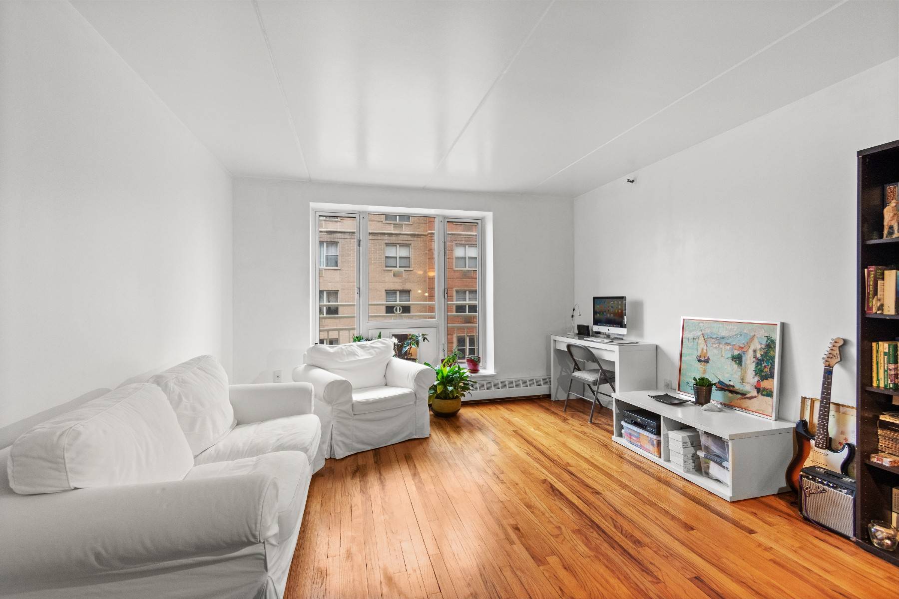This beautiful corner unit is a two bedroom, 2 bath apartment that offers incredible light throughout, Southern and Eastern exposure in the heart of Harlem.