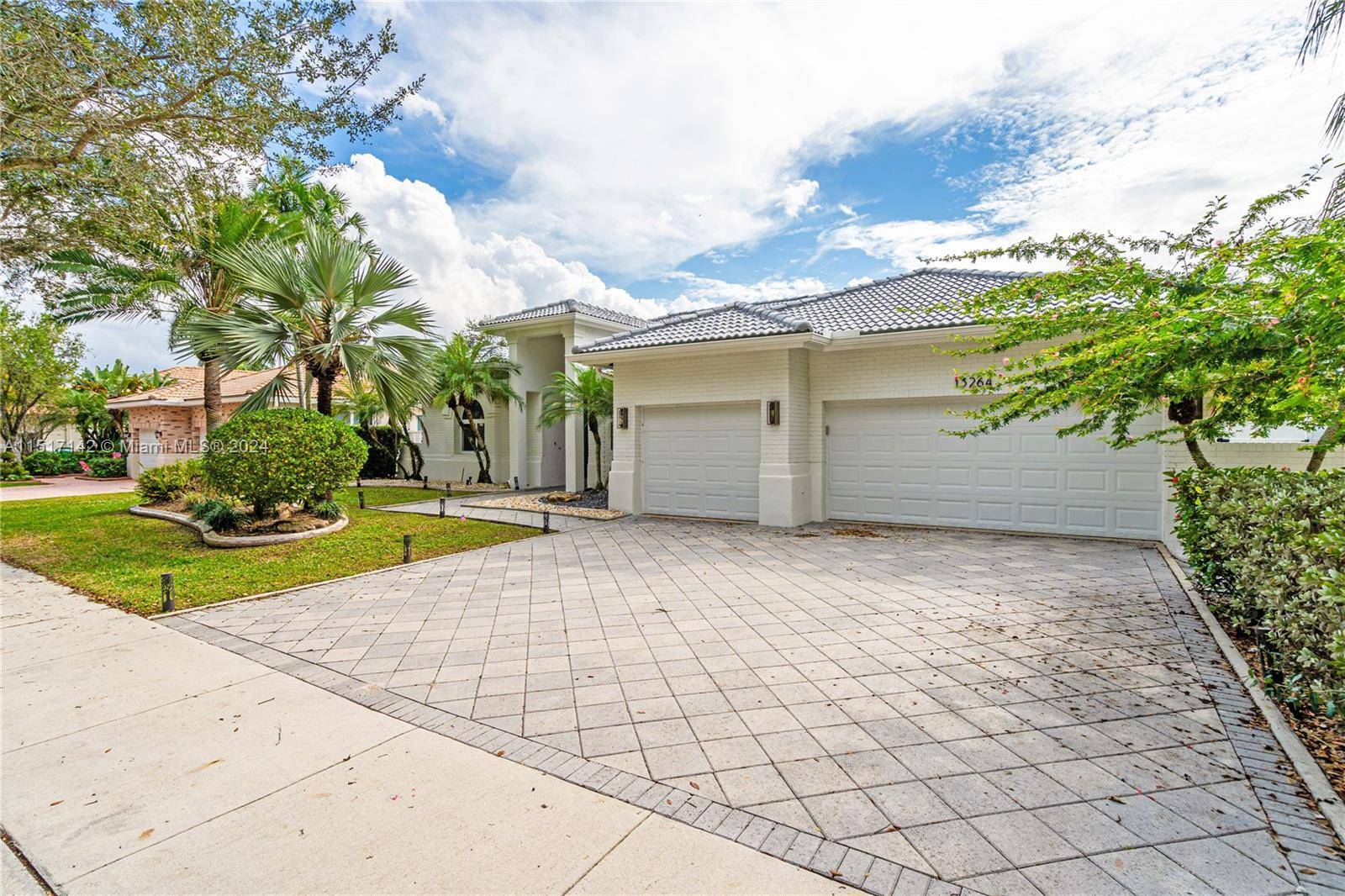 Beautiful 4 Bedroom, 2. 5 Bath home in the prestigious gated community of Country Glen.
