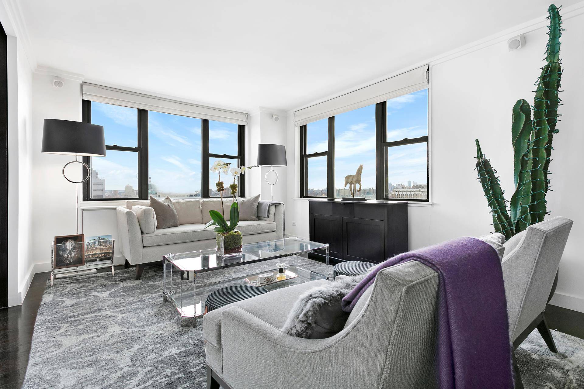 Meticulously renovated and luxurious high floor, Gramercy one bedroom home with soaring views of Stuyvesant Square Park and the Brooklyn, Williamsburg and Manhattan Bridges.