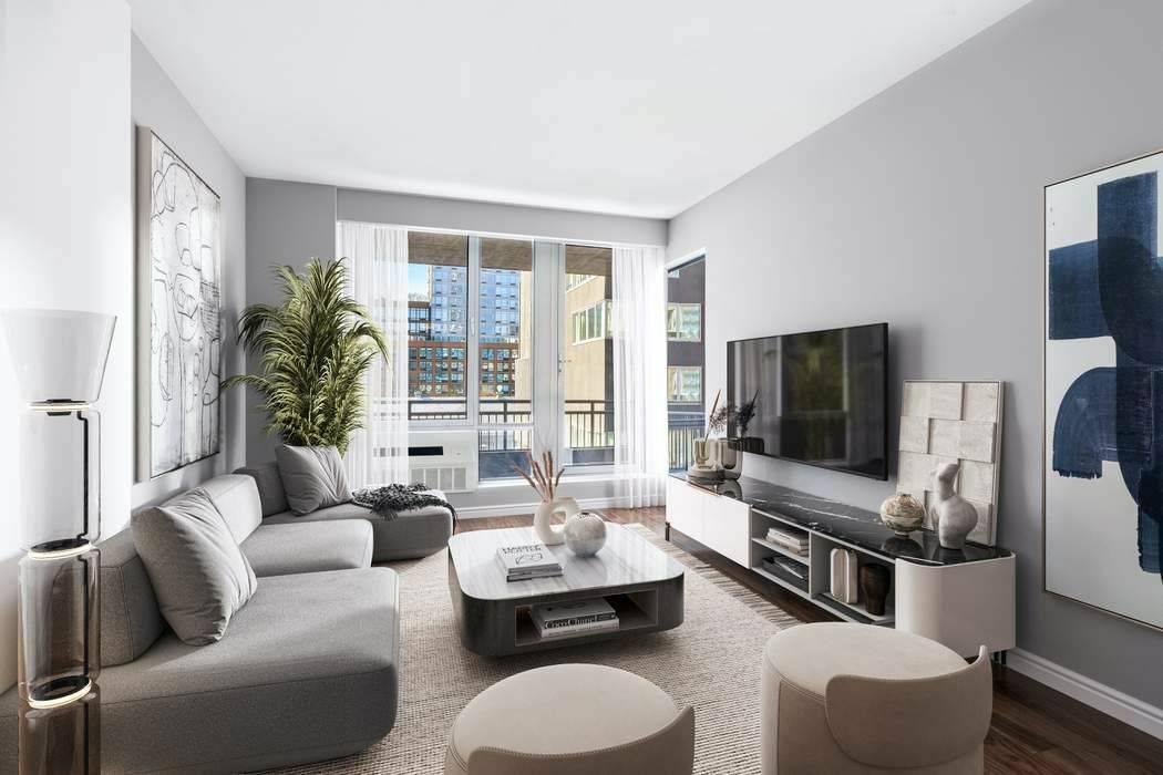 Located in the heart of West Chelsea and moments away from The High Line, Chelsea Market, Meatpacking District and Hudson River Parks, this modern, South facing One Bedroom with private ...