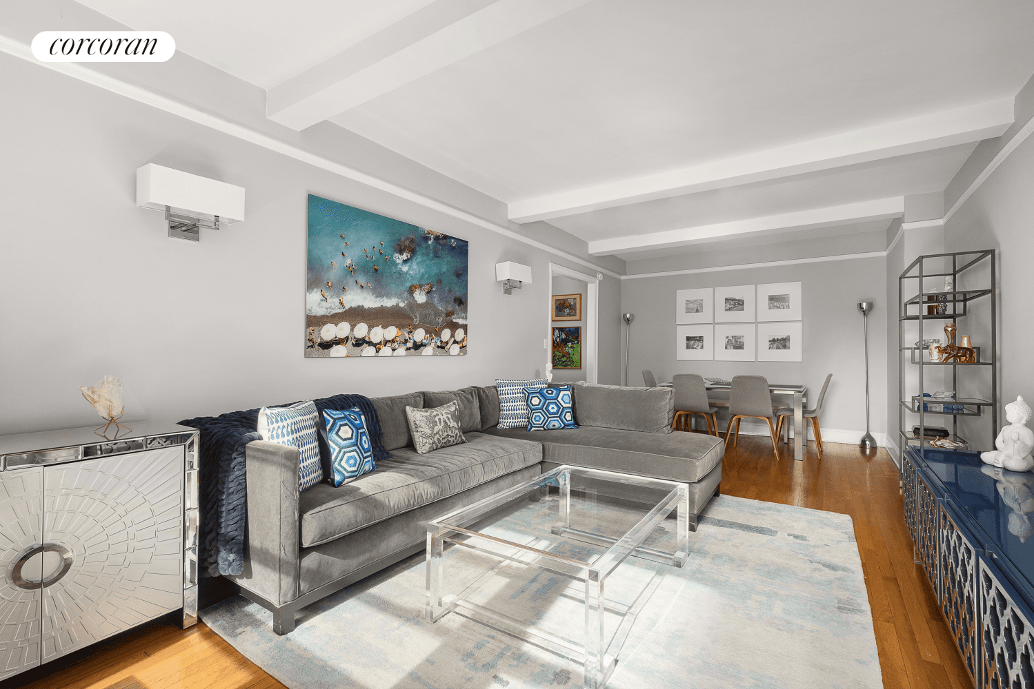 Apartment 11B at 205 East 78th Street is a spacious move in ready 1 bedroom and1 bath apartment in a desirable Upper East Side cooperative.