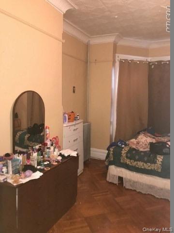 Bedroom with radiator