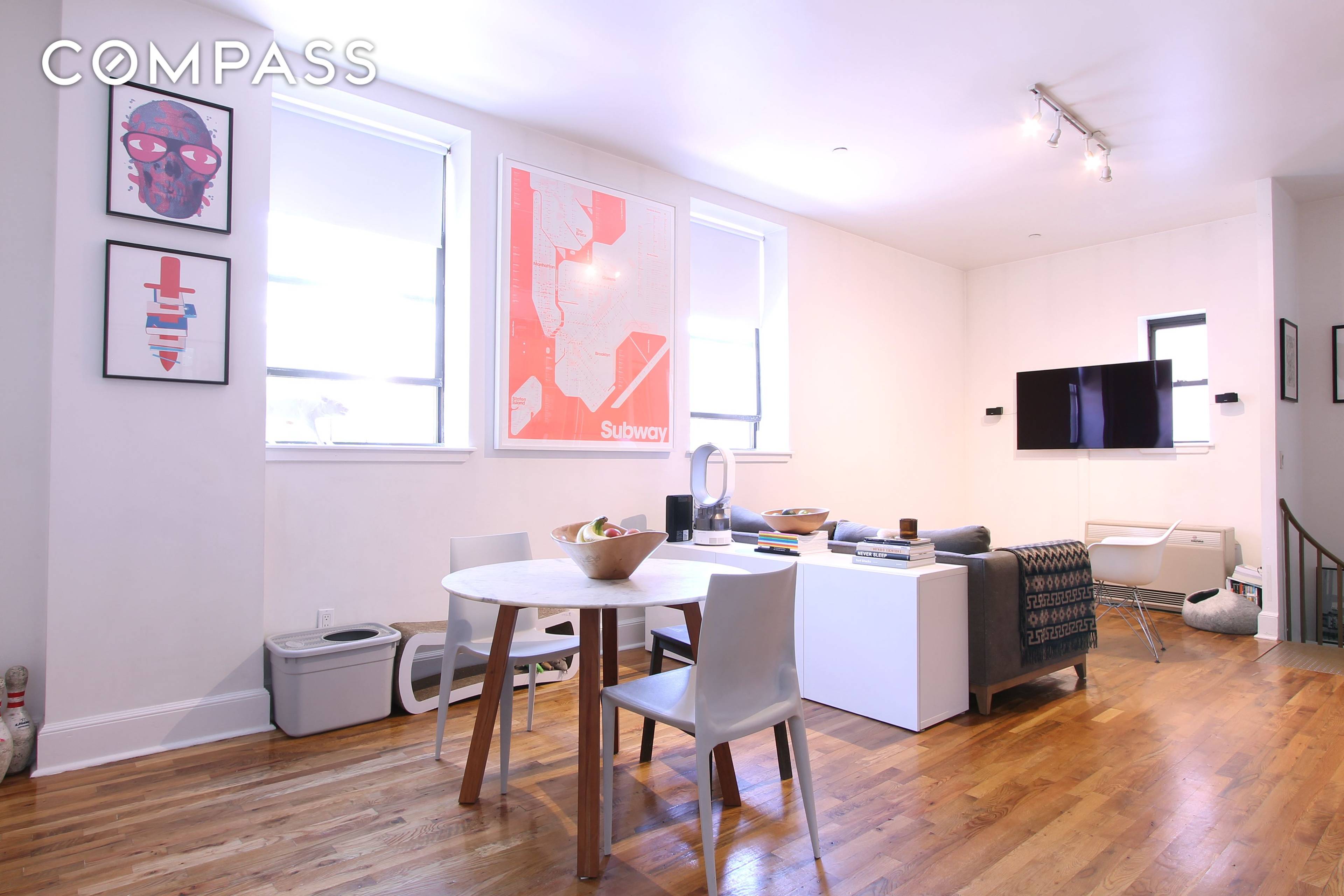 Williamsburg Duplex Large 1BD Duplex with Spiral Staircase, Stainless Steel Kitchen, Open Living Area, in a Pet Friendly Elevator Building with Laundry Room An amazing duplex home awaits you in ...