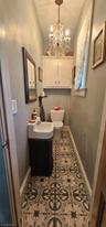 1/2 bathroom 1st floor