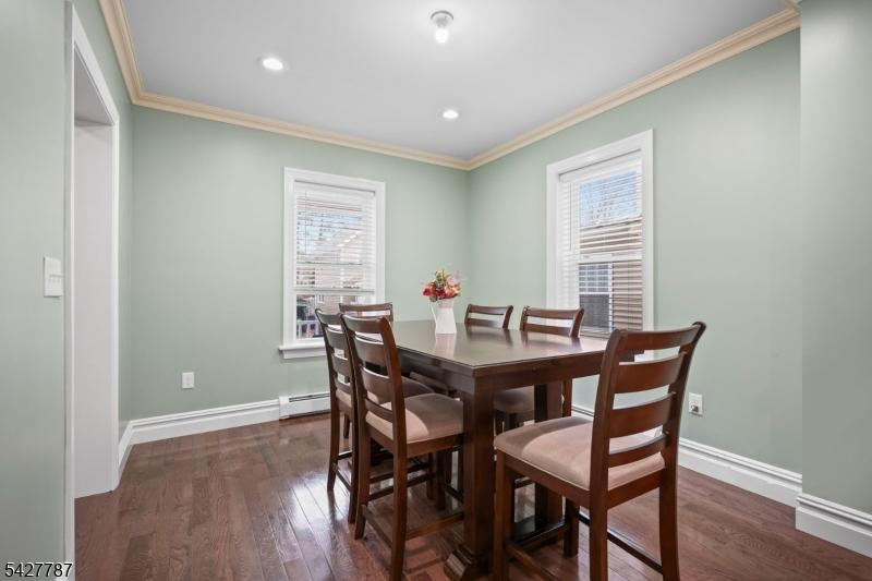 Dining/Kitchen