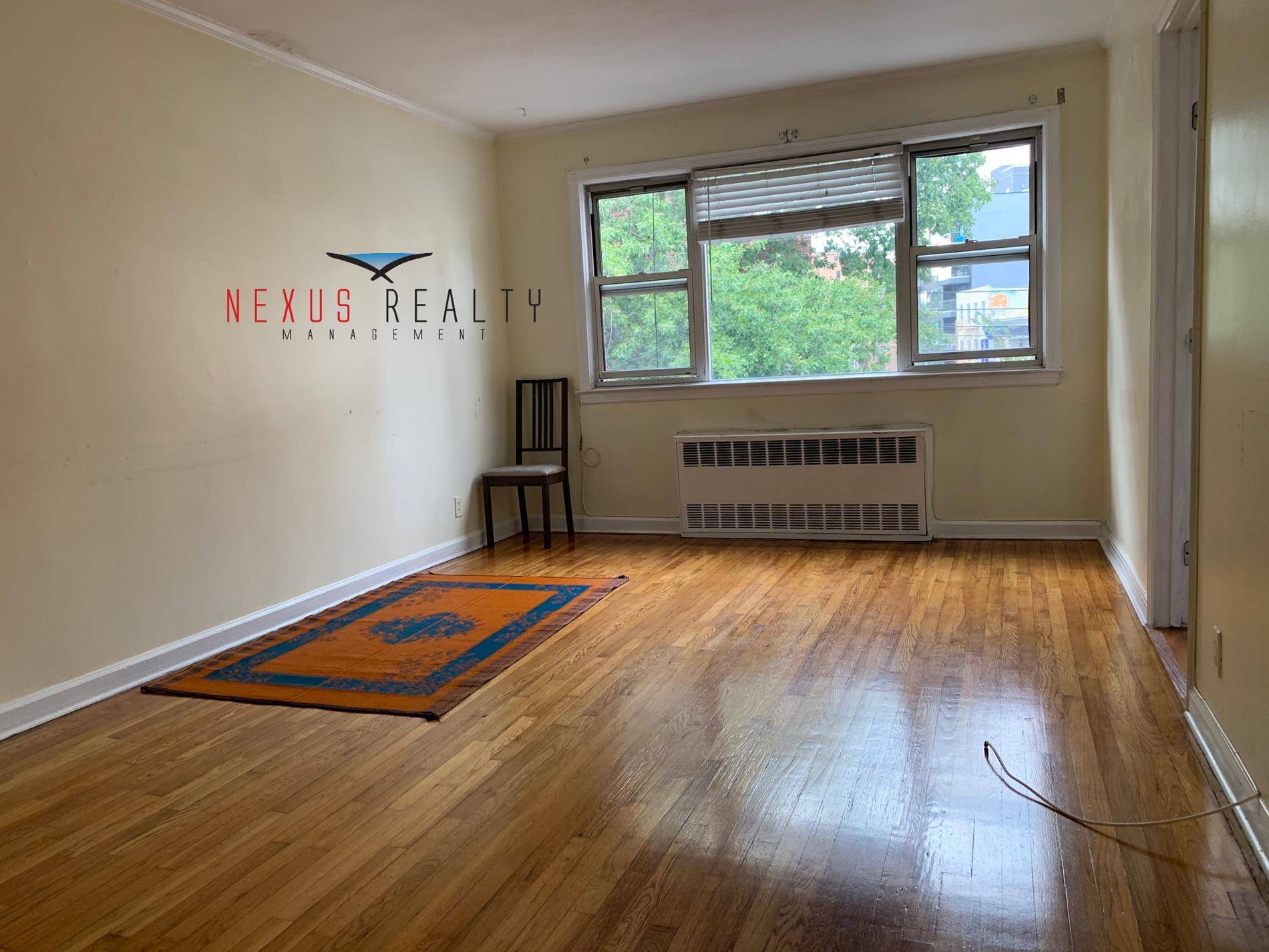 Spacious 3 Bedroom apartment in Astoria ONLY 22003 Queen size bedrooms on the 2nd floor in a 3 family houseSpacious living roomEat in kitchen with lots of cabinet space and ...